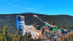 Panorama Jižní svahy, Hotel, Nástup 