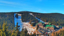 Panorama Jižní svahy, Hotel, Nástup 