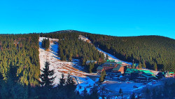 Panorama Jižní svahy, Hotel, Nástup 