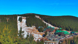 Panorama Jižní svahy, Hotel, Nástup
