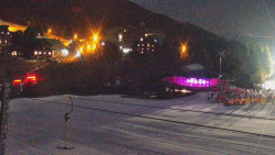 Panorama Jižní svahy, Hotel, Nástup 