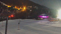 Panorama Jižní svahy, Hotel, Nástup 