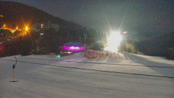 Panorama Jižní svahy, Hotel, Nástup 