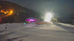 Panorama Jižní svahy, Hotel, Nástup 