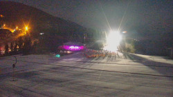 Panorama Jižní svahy, Hotel, Nástup