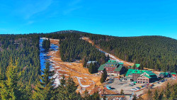 Panorama Jižní svahy, Hotel, Nástup 