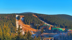 Panorama Jižní svahy, Hotel, Nástup 
