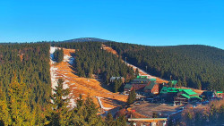 Panorama Jižní svahy, Hotel, Nástup 