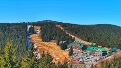 Panorama Jižní svahy, Hotel, Nástup 