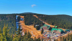 Panorama Jižní svahy, Hotel, Nástup 