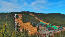 Panorama Jižní svahy, Hotel, Nástup 