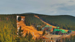 Panorama Jižní svahy, Hotel, Nástup 