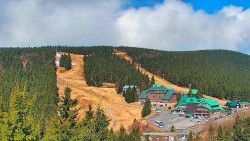 Panorama Jižní svahy, Hotel, Nástup 