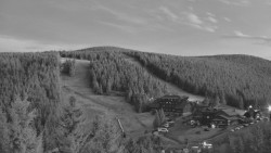 Panorama Jižní svahy, Hotel, Nástup