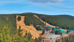 Panorama Jižní svahy, Hotel, Nástup
