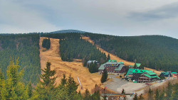 Panorama Jižní svahy, Hotel, Nástup 
