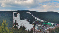 Panorama Jižní svahy, Hotel, Nástup 