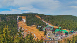 Panorama Jižní svahy, Hotel, Nástup