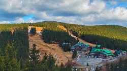 Panorama Jižní svahy, Hotel, Nástup 