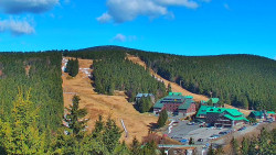 Panorama Jižní svahy, Hotel, Nástup 
