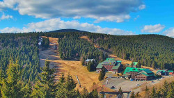 Panorama Jižní svahy, Hotel, Nástup 