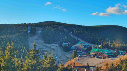 Panorama Jižní svahy, Hotel, Nástup 