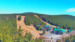 Panorama Jižní svahy, Hotel, Nástup