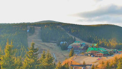 Panorama Jižní svahy, Hotel, Nástup 