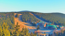 Panorama Jižní svahy, Hotel, Nástup 