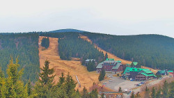 Panorama Jižní svahy, Hotel, Nástup