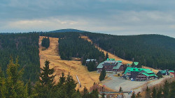 Panorama Jižní svahy, Hotel, Nástup 