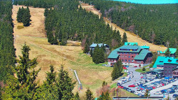 Panorama Jižní svahy, Hotel, Nástup 