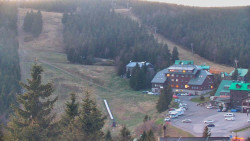 Panorama Jižní svahy, Hotel, Nástup 