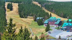 Panorama Jižní svahy, Hotel, Nástup 