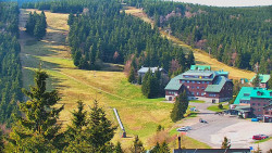 Panorama Jižní svahy, Hotel, Nástup 