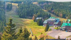 Panorama Jižní svahy, Hotel, Nástup 