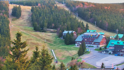 Panorama Jižní svahy, Hotel, Nástup 