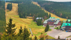 Panorama Jižní svahy, Hotel, Nástup 