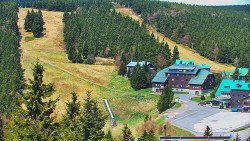 Panorama Jižní svahy, Hotel, Nástup 