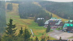 Panorama Jižní svahy, Hotel, Nástup 