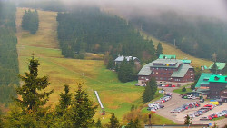 Panorama Jižní svahy, Hotel, Nástup 