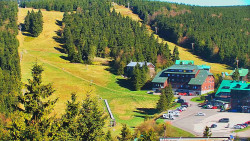 Panorama Jižní svahy, Hotel, Nástup 
