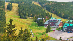 Panorama Jižní svahy, Hotel, Nástup 
