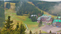 Panorama Jižní svahy, Hotel, Nástup 