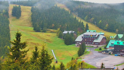 Panorama Jižní svahy, Hotel, Nástup