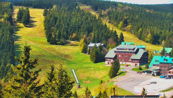 Panorama Jižní svahy, Hotel, Nástup 