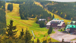 Panorama Jižní svahy, Hotel, Nástup 