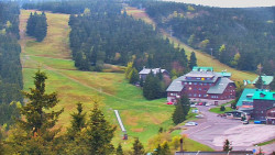 Panorama Jižní svahy, Hotel, Nástup 