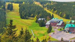 Panorama Jižní svahy, Hotel, Nástup 