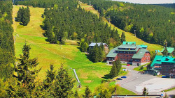 Panorama Jižní svahy, Hotel, Nástup 